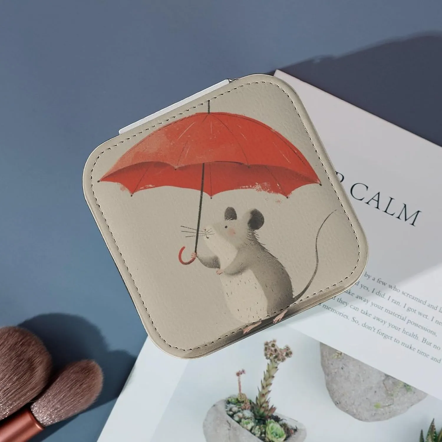 A Mouse with A Red Umbrella Travel Jewelry Case,cute Animal Small Jewelry Box Jewelry Organizer Portable PU Leather Mini Jewelry Case for Girls Womens Earring Necklace Rings Bracelet
