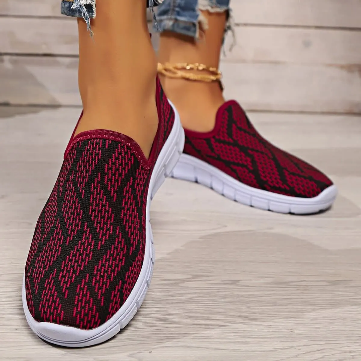 Chic round toe slip-on flats