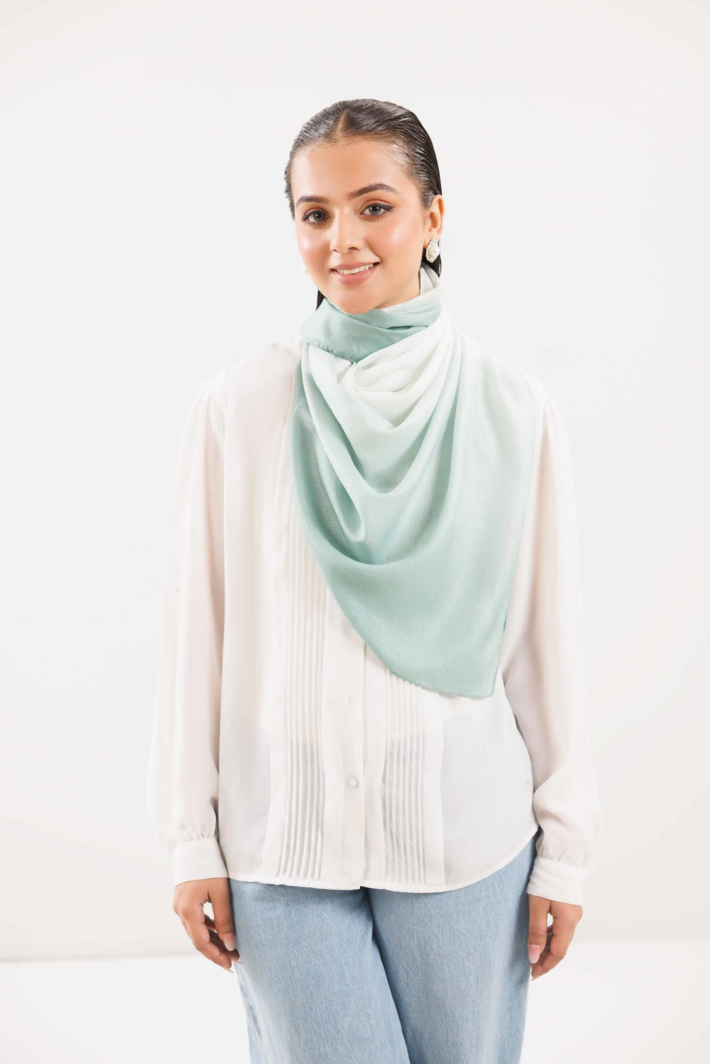 Green Women Shawl - 439442104