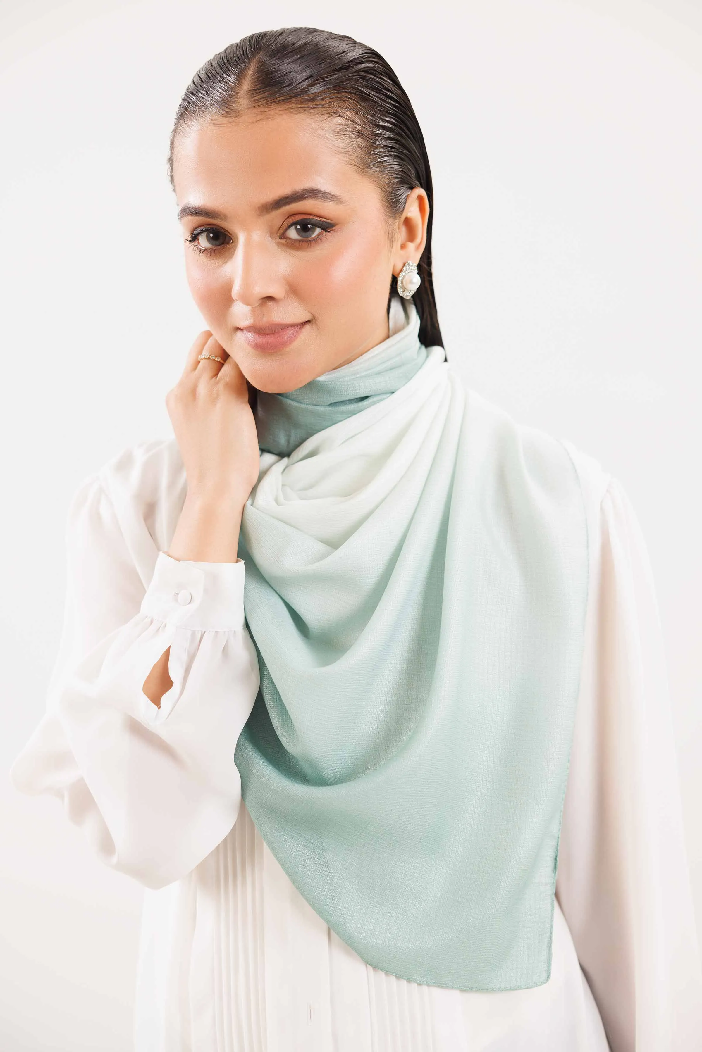 Green Women Shawl - 439442104