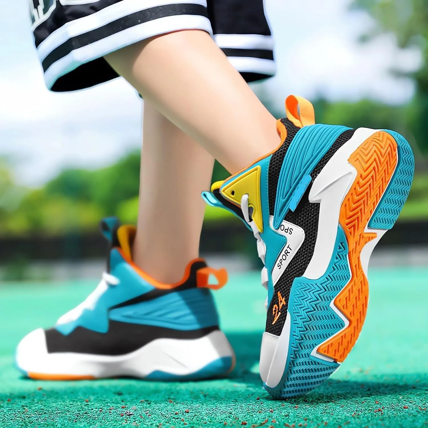 Kids Boys Basketball Shoes Lightweight Casual Sneakers Athletic Tennis Running Walking Shoe