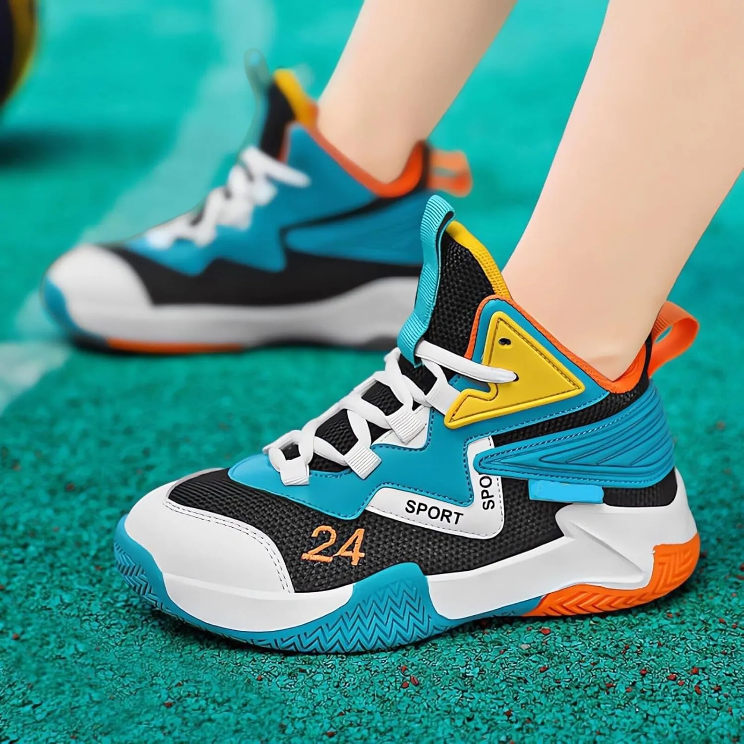 Kids Boys Basketball Shoes Lightweight Casual Sneakers Athletic Tennis Running Walking Shoe