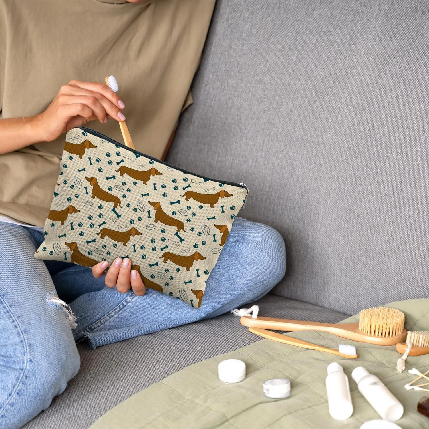 Nogrit Dachshund Gifts for Women Makeup Bag, Dachshund Gifts Cosmetic Bags for Women, Dachshund Gifts for Dachshund Lovers Small Makeup Bag, Dachshund Mom Gifts Small Cosmetic Bag for Purse