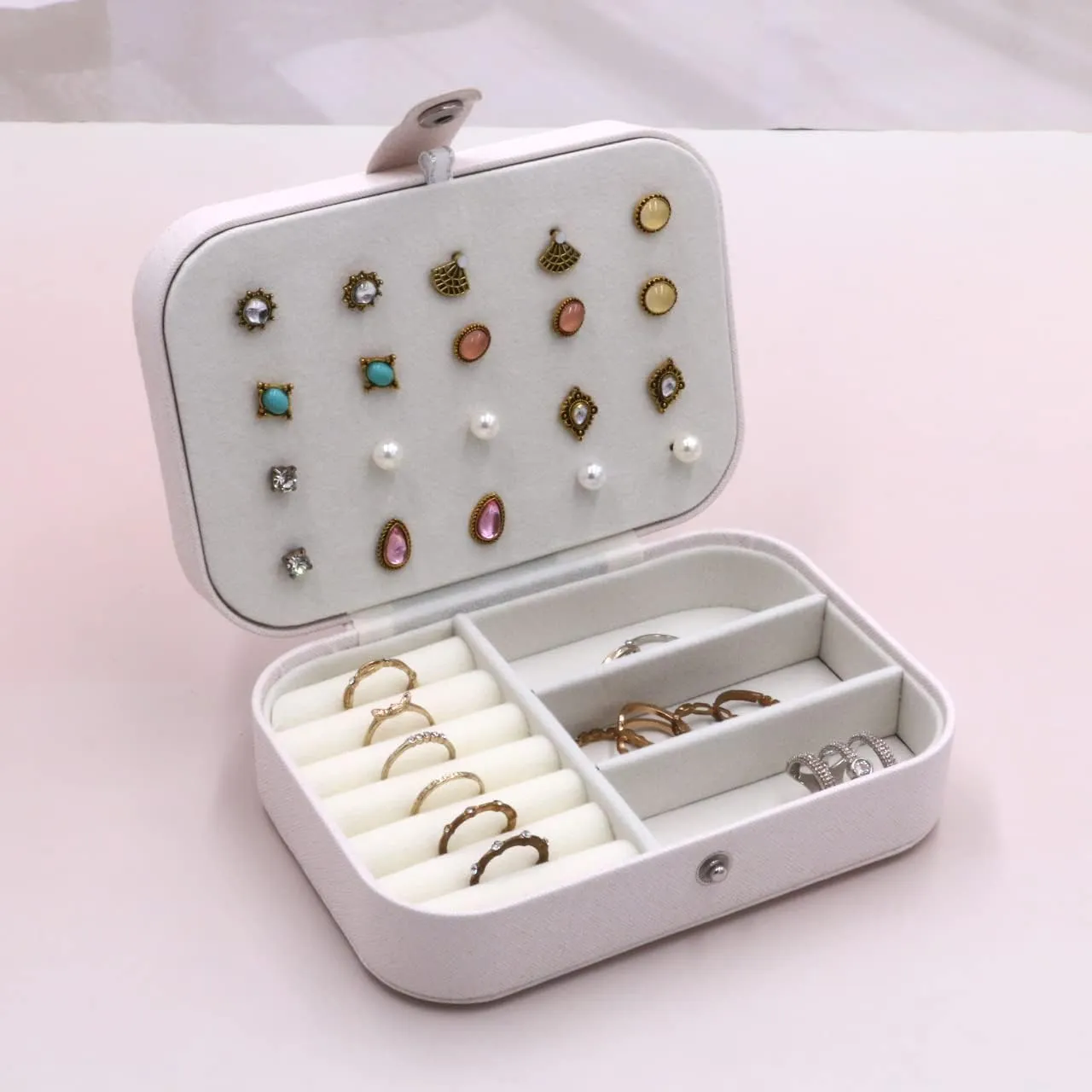 Personalized Jewelry Box For Girls | PU Leather Travel Jewelry Case | Jewelry Boxes For Women | Jewelry Organizers And Storage | Box For Earring, Ring, Necklace - Bridesmaid Gifts (White With Name)
