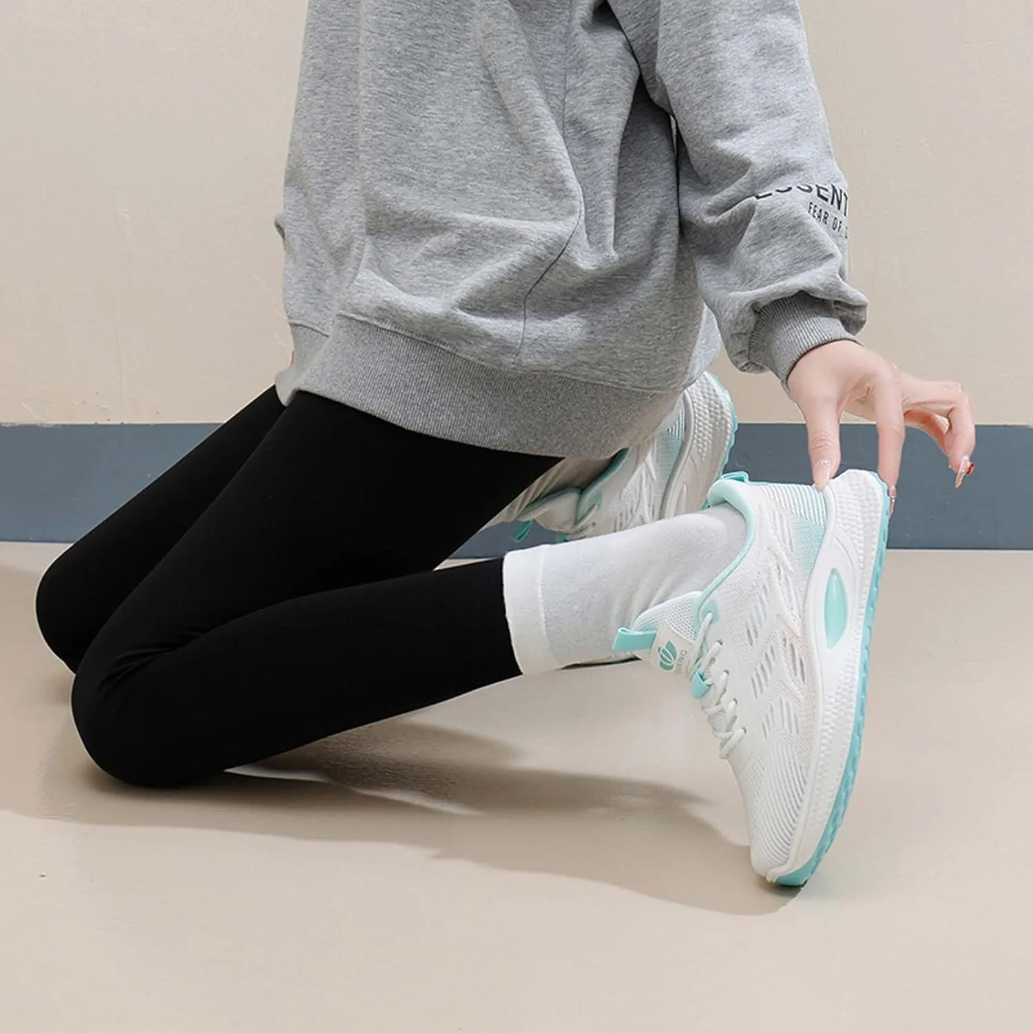 Spring Lightweight Anti Slip wear-Resistant Women's Shoes Large Outdoor Shoes Comfortable Travel Shoes Sports Shoes Running Shoes Casual Shoes Hiking Shoes Blue Ball Shoes Hiking Shoes