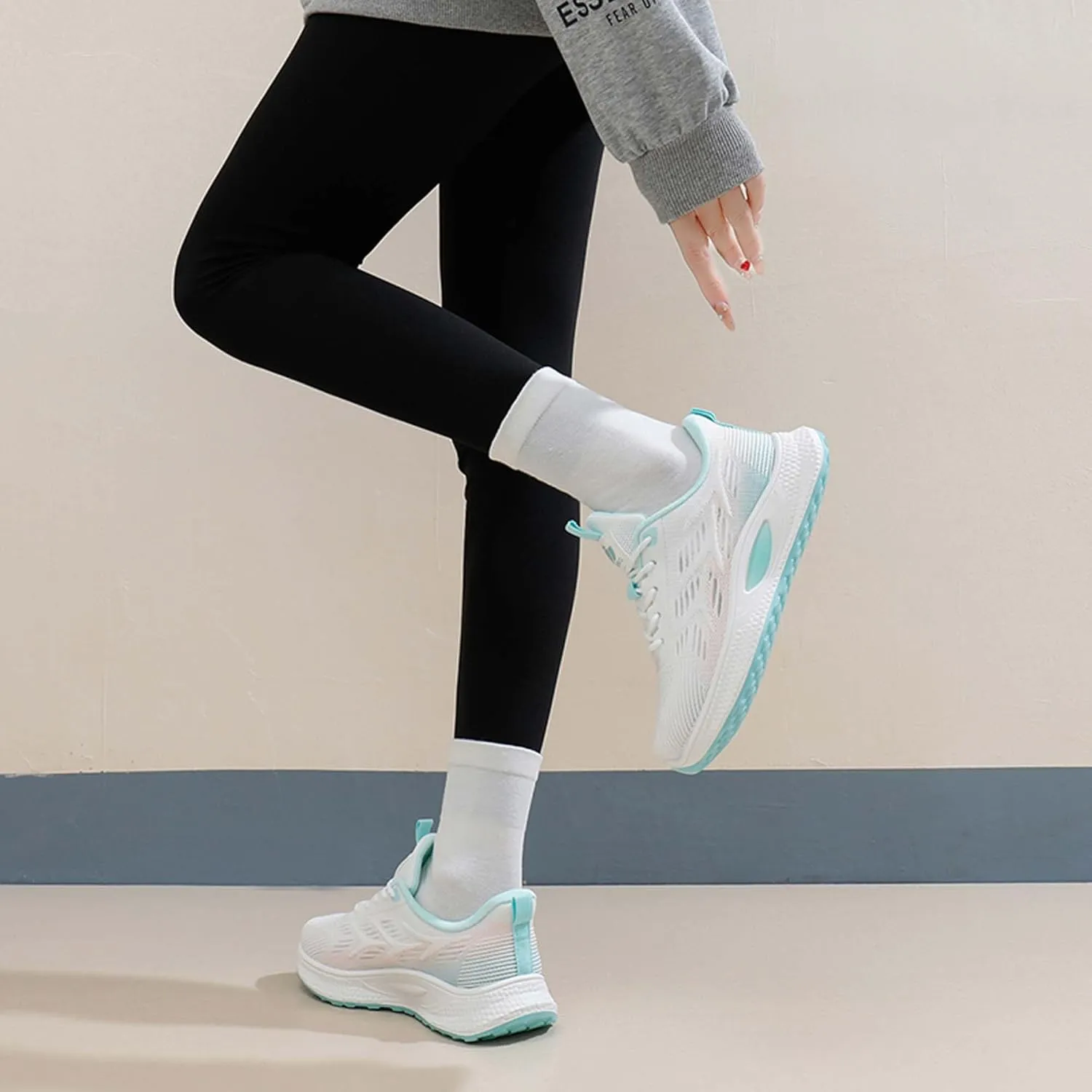 Spring Lightweight Anti Slip wear-Resistant Women's Shoes Large Outdoor Shoes Comfortable Travel Shoes Sports Shoes Running Shoes Casual Shoes Hiking Shoes Blue Ball Shoes Hiking Shoes