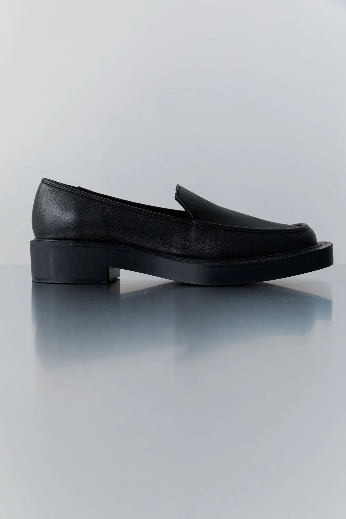 SQUARE LOAFER - BLACK