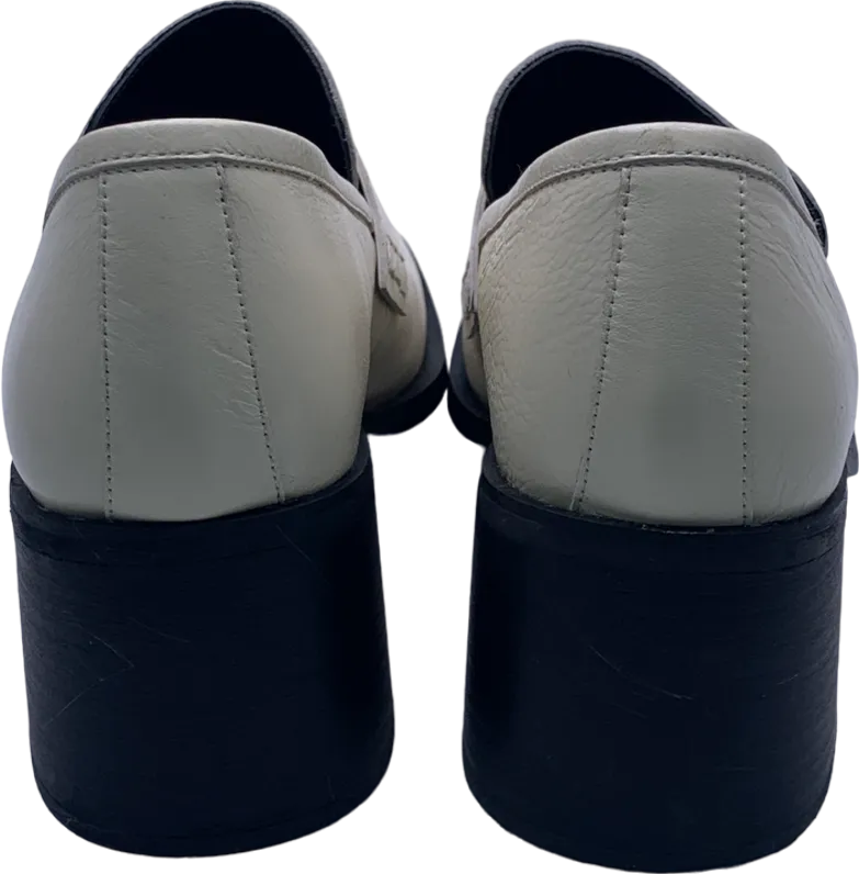 tony bianco Cream Leather Loafer UK 8 EU 41 