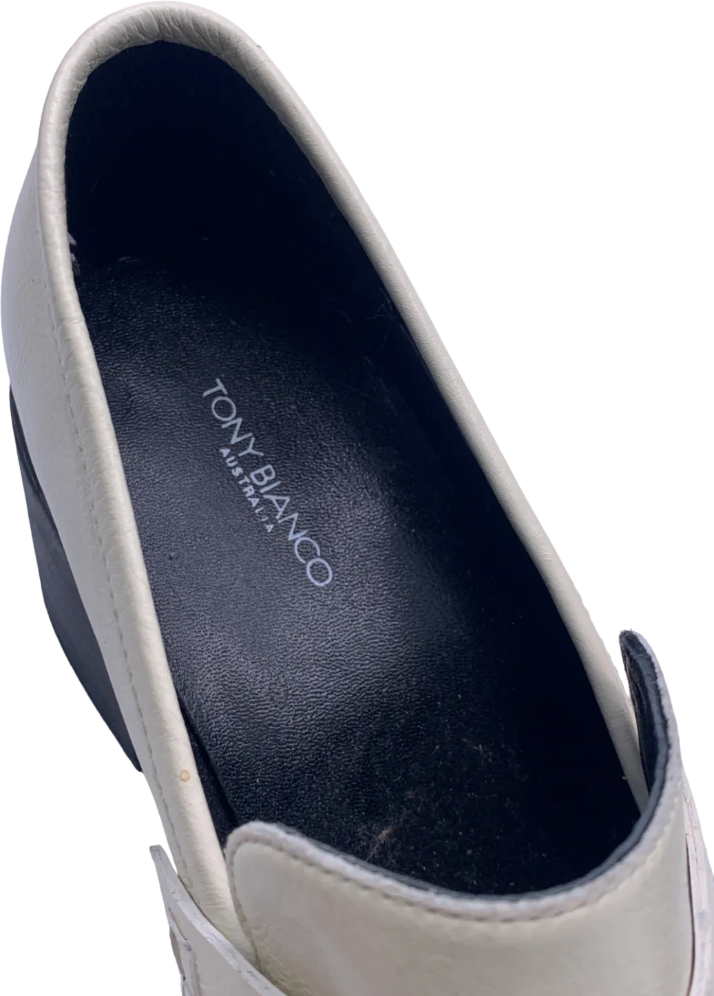 tony bianco Cream Leather Loafer UK 8 EU 41 