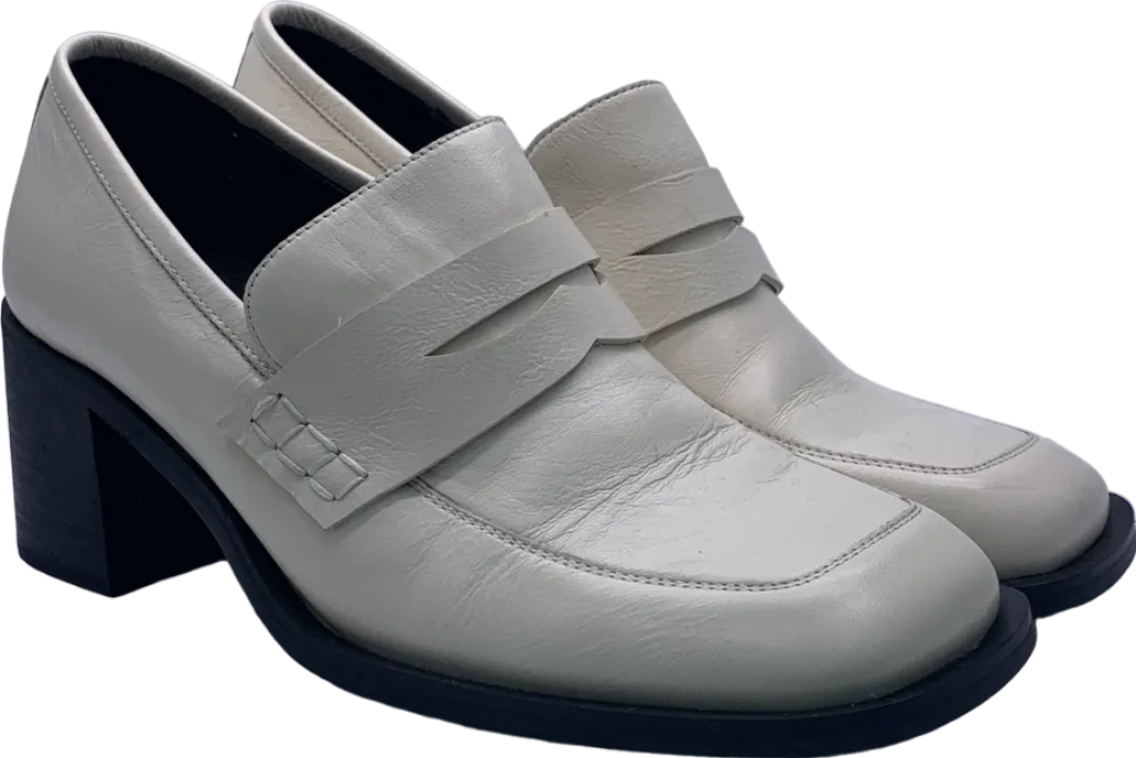 tony bianco Cream Leather Loafer UK 8 EU 41 