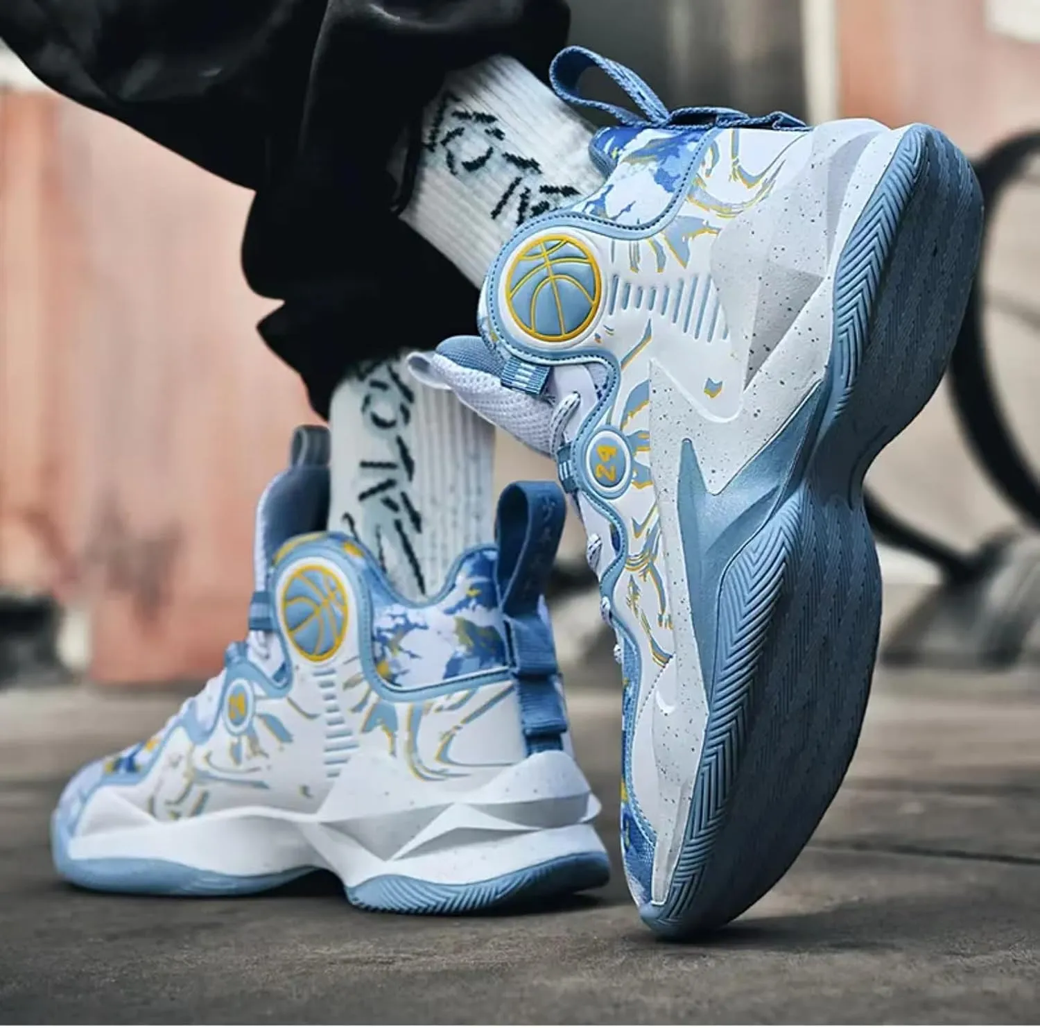 Womens Fashion High Top Basketball Shoes Outdoor Lightweight Sport Shoes Non Slip Tennis Volleyball Athletic Sneakers