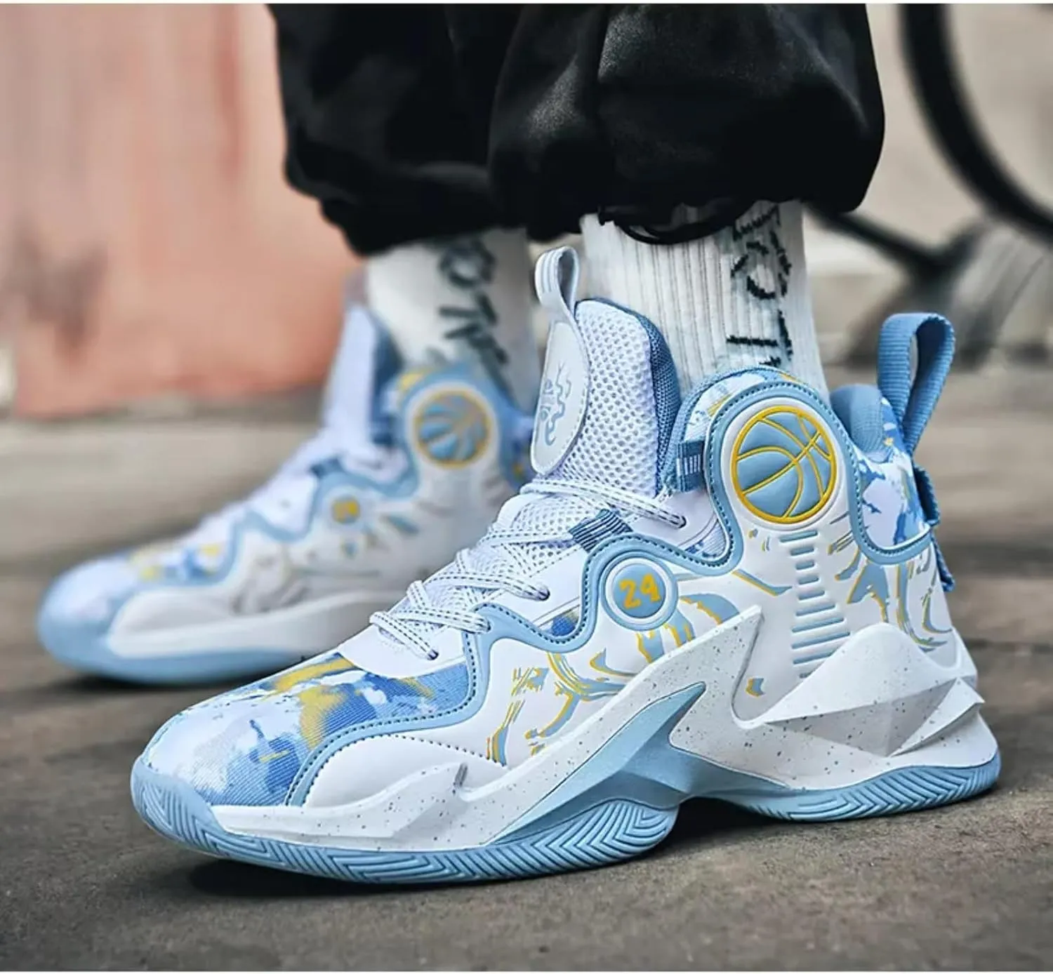 Womens Fashion High Top Basketball Shoes Outdoor Lightweight Sport Shoes Non Slip Tennis Volleyball Athletic Sneakers