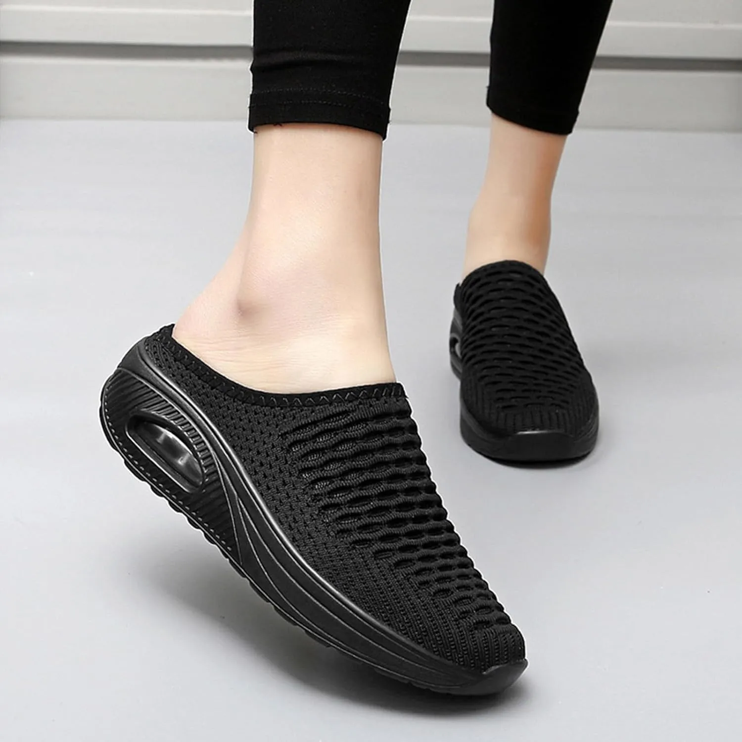 Women's Mules & Clogs with Arch Support Mules for Women 2025 Comfortable Orthopedic Walking Slip On Sneakers Garden Shoes Summer Platform Sandals Breathable Slippers Closed Toe Slides Lightweight
