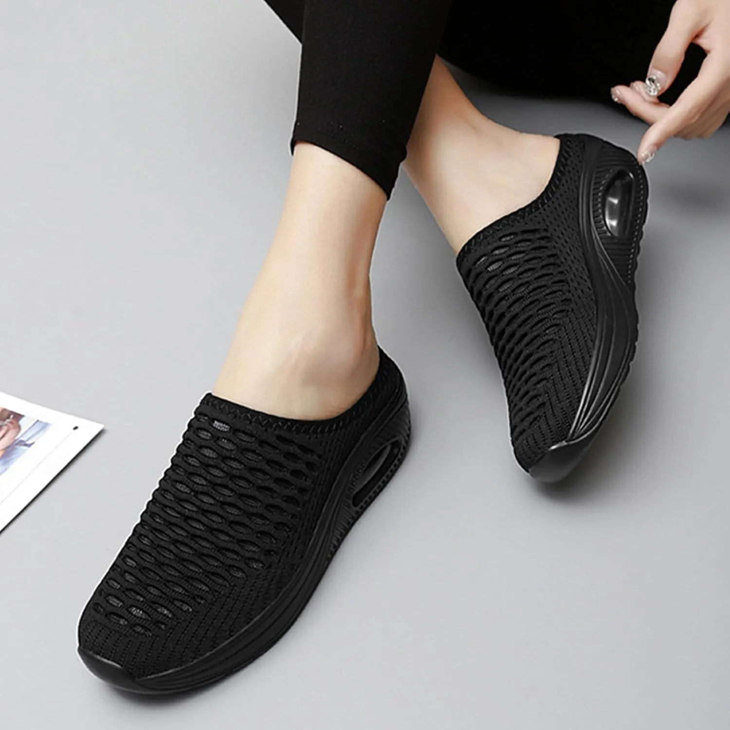 Women's Mules & Clogs with Arch Support Mules for Women 2025 Comfortable Orthopedic Walking Slip On Sneakers Garden Shoes Summer Platform Sandals Breathable Slippers Closed Toe Slides Lightweight